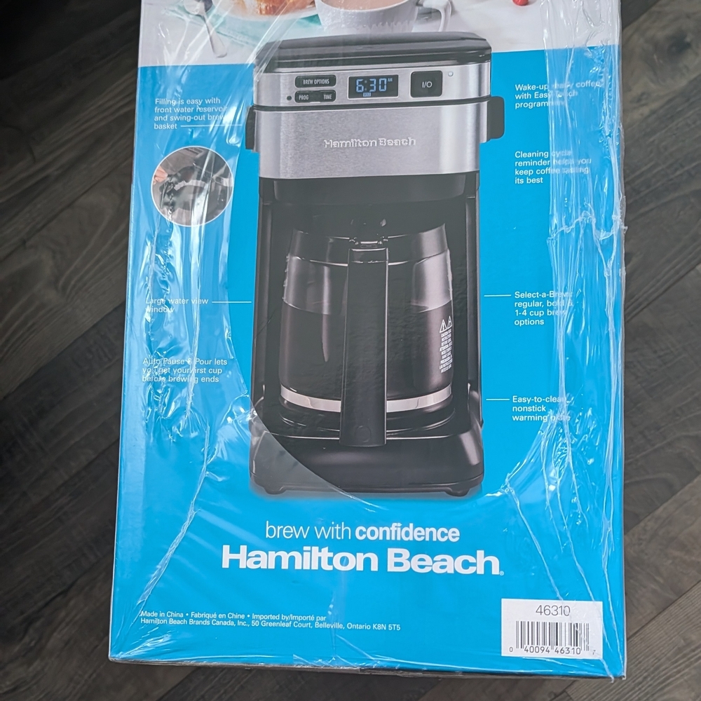 Hamilton Beach Black Coffee Maker - New - Picture 5 of 5